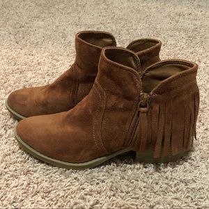 Fringe Faux Suede Ankle Booties Size 7